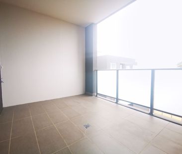 Nearly New Two Bedrooms Apartments For Rent in the heart of Seven H... - Photo 3