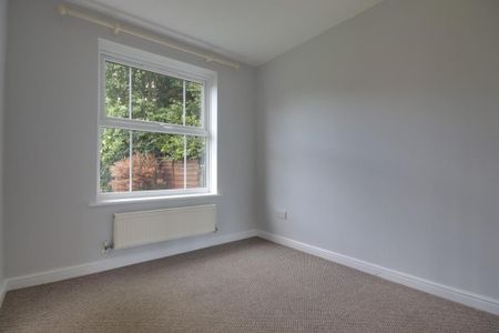 3 bedroom detached house to rent - Photo 4