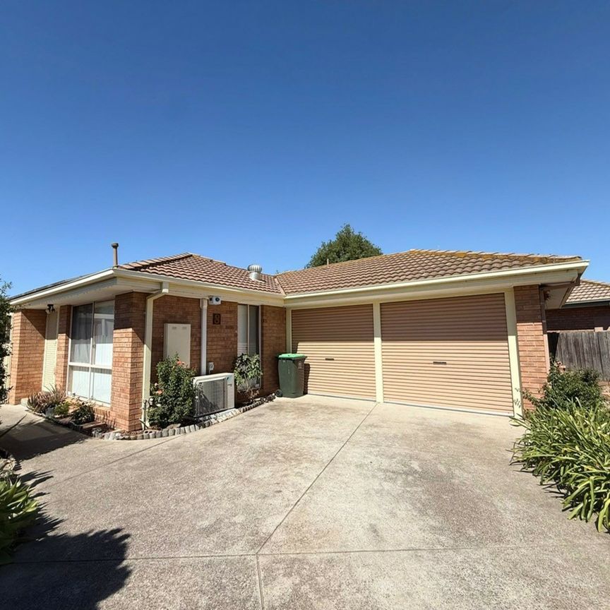 8 Macks Place, Hoppers Crossing VIC, Belconnen - Photo 1