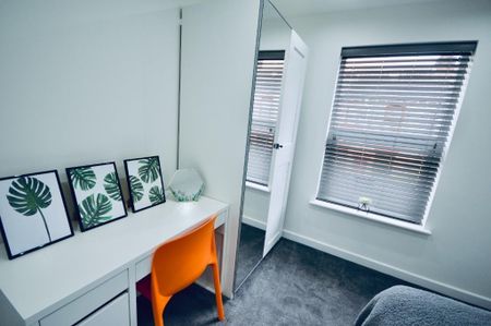 9 bedroom house to rent - Photo 4