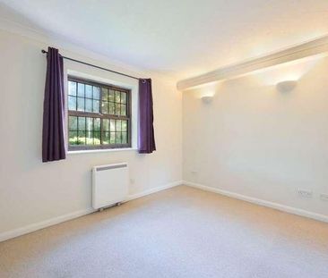 Lovelace Gardens, Stirling Court, KT6 - Photo 2
