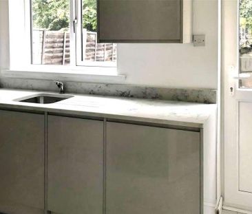 Rockall Court, Slough, Berkshire, SL3 - Photo 3