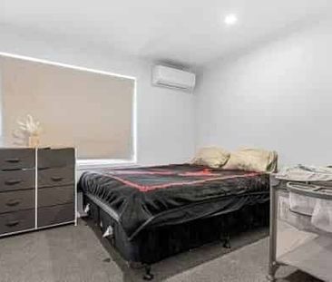 Modern 2-Bed Townhouse – Walk to Middlemore & Trai - Photo 5