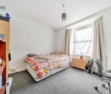 4 bedroom terraced house to rent - Photo 4