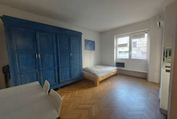 Студия возле метро Dateo