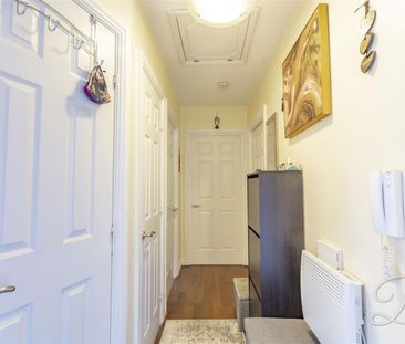 2 bedroom - Photo 1