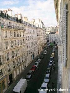 Logement à Paris, Location meublée - Photo 1