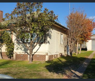 LOW MAINTENANCE LIVING - Photo 4