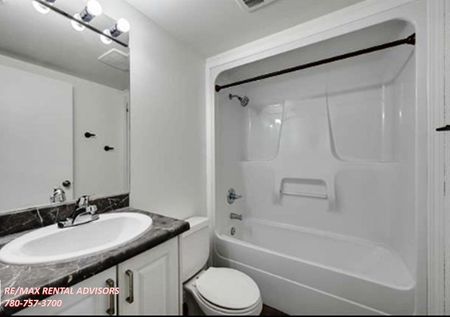 #309 8117 114 Avenue Northwest - Photo 4