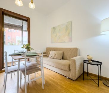 Double room with AC in Barcelona - Photo 2