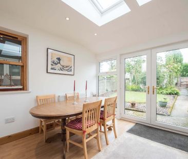 3 bedroom terraced house to rent - Photo 3