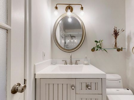 For Lease - 139 Scarboro Crescent, Toronto, Ontario - Photo 3