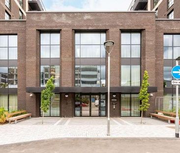 Marble House, Hayes And Harlington, UB3 - Photo 6