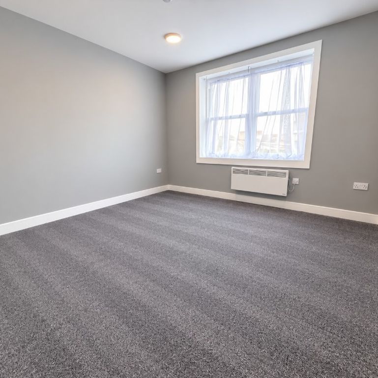 Forton Road, Gosport - Photo 1