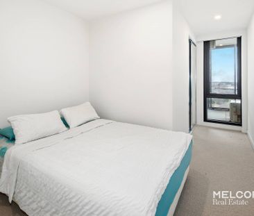 TWO BEDROOM AT M-CITY - UNFURNISHED - Photo 3