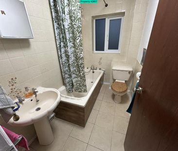 2 bedroom semi-detached house to rent - Photo 5