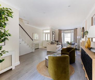 3 bedroom terraced house to rent - Photo 3