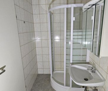 2-Zimmer, Dachgeschoßwohnung mit Schrankraum extra Küche - Photo 5