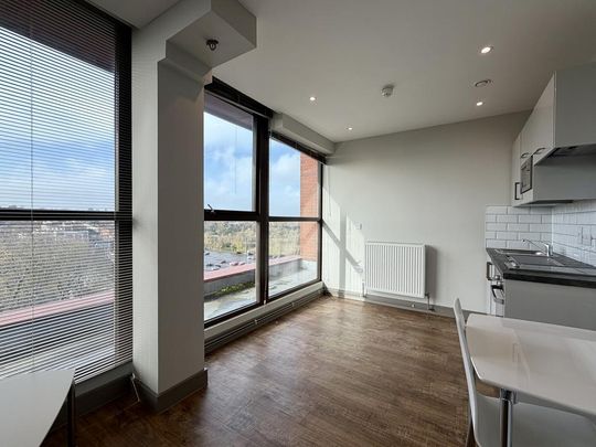 1 bedroom flat to rent - Photo 1