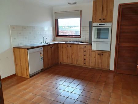 Everything at Your Doorstep - Photo 3