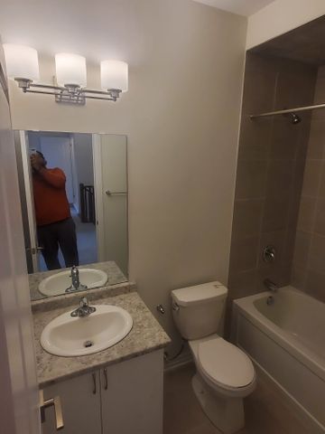 For Lease - 45 Fieldridge Crescent Unit# 21, Brampton, Ontario - Photo 5