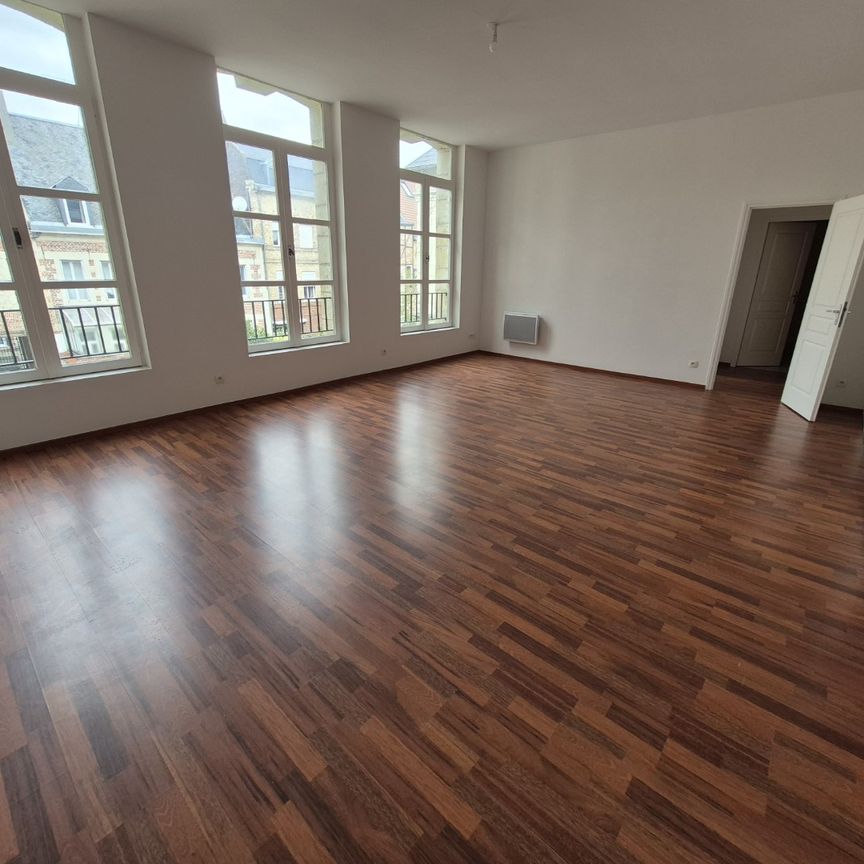 Location Appartement 2 pièces 58m² CAMBRAI 59400 - Photo 1