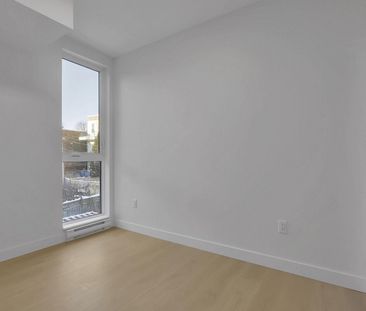 Grace Condos - Photo 2