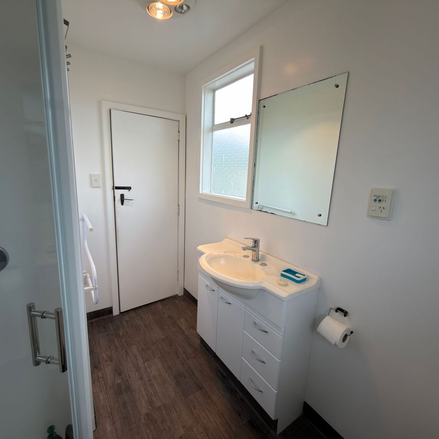 Three bedrooms in Lincoln close to university. - Photo 1