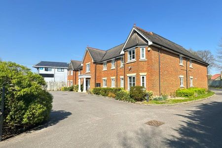 Guildford Road, Woking - 2 bedrooms Property for lettings - Seymours - Photo 3