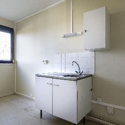 Appartement – Type 4 – 72m² – 248.18 € – SAINTE-SÉVÈRE-SUR-INDRE - Photo 3