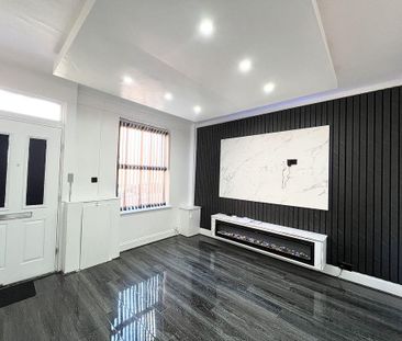 2 bedroom terraced house to rent - Photo 3