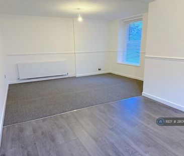 3 bedroom detached house to rent - Photo 3