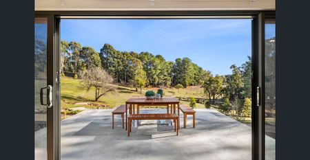 Elevated country living. - Photo 3