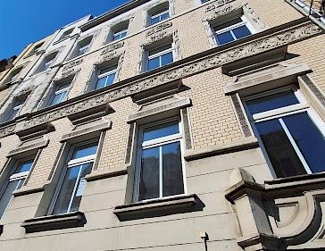 Neu renovierte 4-Zimmer-Wohnung mit Balkon am Stadtrand von Plauen! - Photo 1