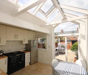 2 bedroom end of terrace house to rent - Photo 6