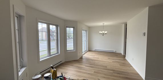 5½ Rénové Au Rez-de-chaussée à Le Gardeu - Photo 2