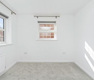 3 bedroom detached house to rent - Photo 3