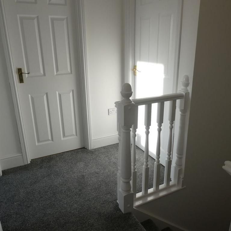 3 bedroom semi-detached house to rent - Photo 1