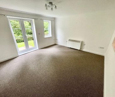 Heol Llinos, Thornhill, Cardiff - Photo 1