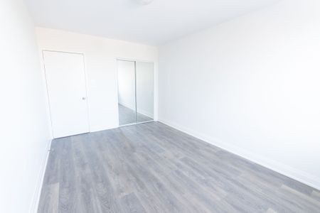 For Lease - 29 Upper Canada Drive Unit# 304, Toronto, Ontario - Photo 2