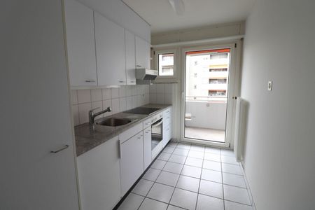 Zwischen Kannenfeldpark und Spalentor - gemütliche 3-Zimmerwohnung in Basel - Photo 2