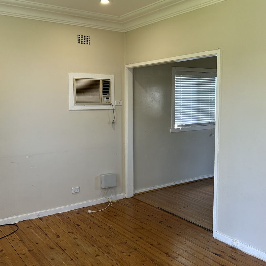 16 Fennell Crescent, Blackalls Park NSW 2283 - Photo 1