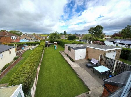 3 bedroom semi-detached house to rent - Photo 3