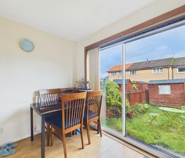 2 bedroom terraced house to rent - Photo 5