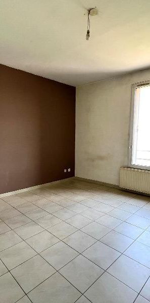 Location Appartement 2 pièces 36m² VENISSIEUX 69200 - Photo 1