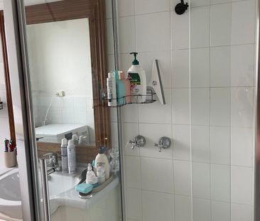 Cheltenham - Photo 2