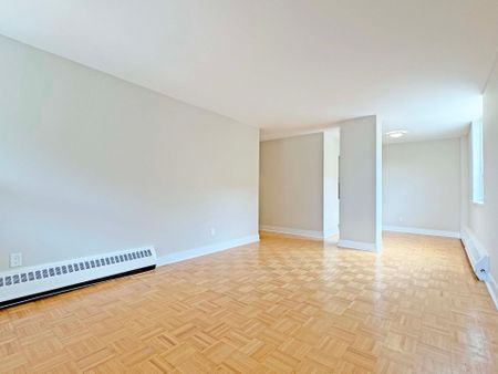 For Lease - 490 Eglinton Avenue Unit# 404, Toronto, Ontario - Photo 3