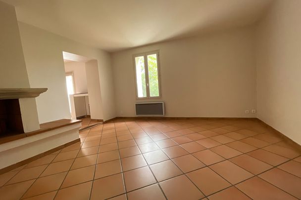 AIX EN PROVENCE LOT 4 - Aix Pont de L'Arc T4 de 78 m2 à la campagne - Photo 1