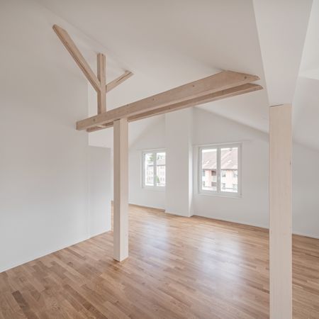 Grand appartement mansardé dans un endroit calme - Photo 3