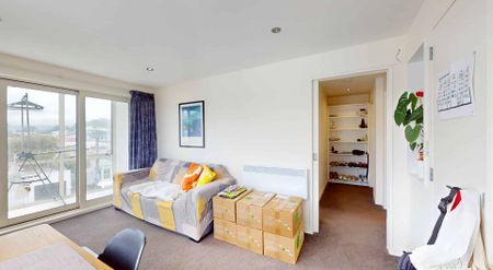 Close to Everything!!! - Photo 2